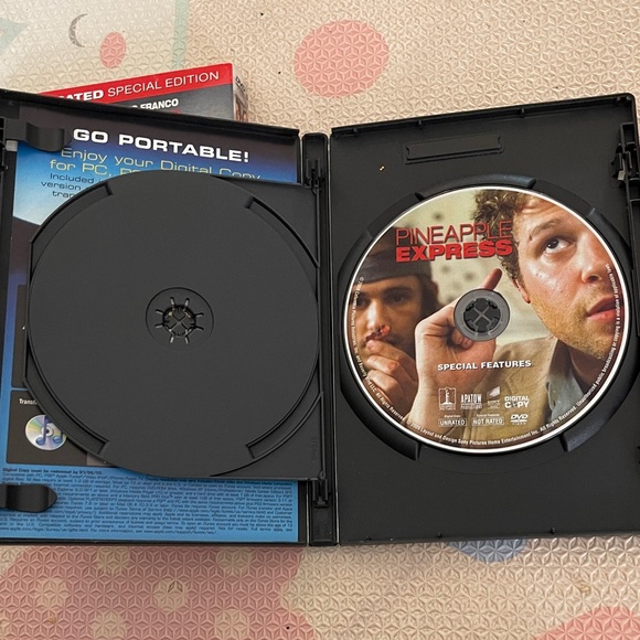 6-DVD Collection - Picture 3 of 14